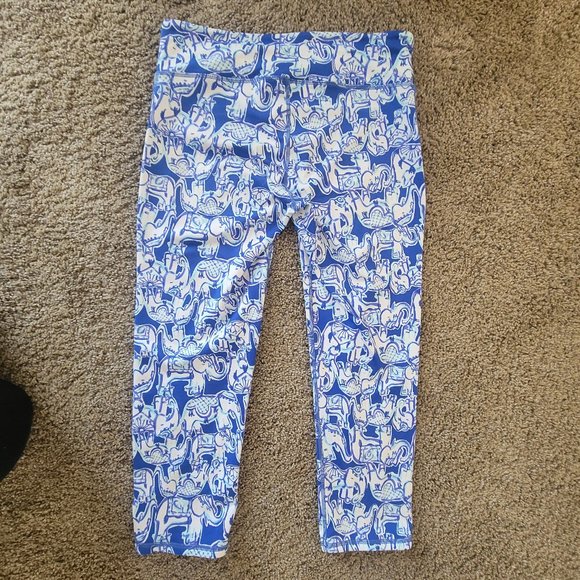 Lilly Pulitzer Luxletic Weekender Capri Leggings - Get Trunky Elephants - Picture 2 of 4